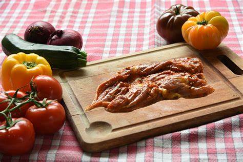 Grillades nature : cuisses de poulets désossées (lot de 2) 16€/kg